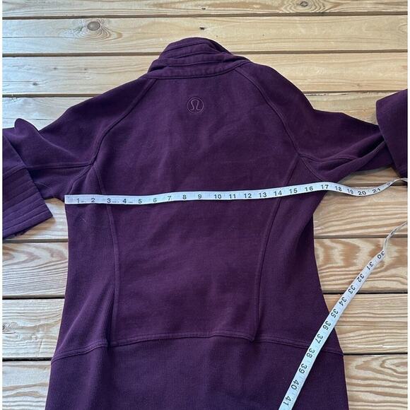 Lululemon Full Zip Radiant Jacket Size 8 Women’s Purple Plum - Picture 8 of 9